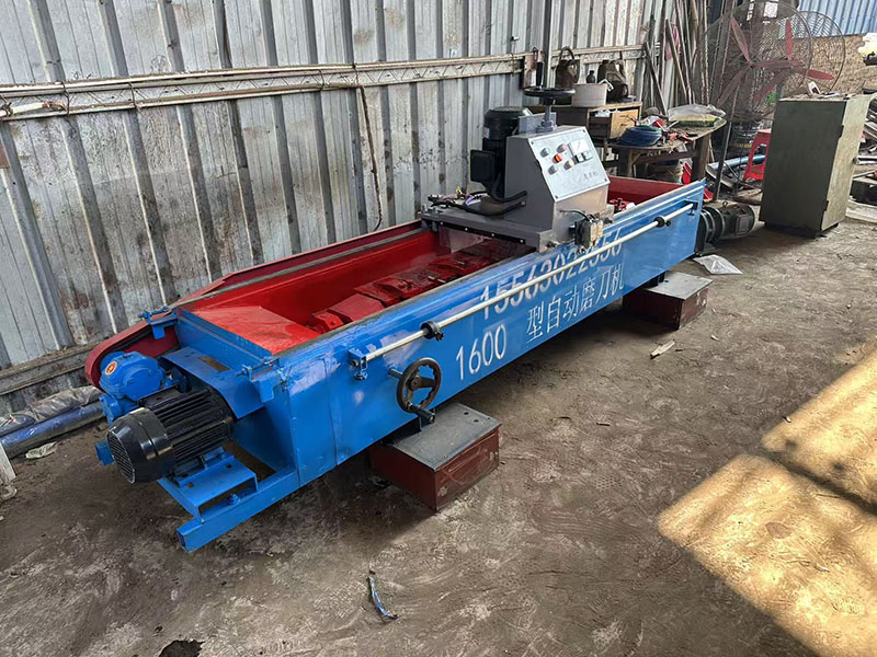 1600自動(dòng)磨刀機(jī)